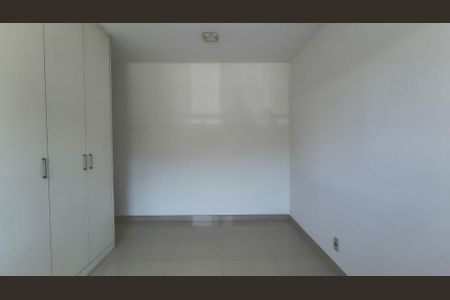 Apartamento à venda com 74m², 2 quartos e 1 vagaSuíte