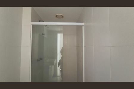 Apartamento à venda com 74m², 2 quartos e 1 vagaBanheiro da Suíte