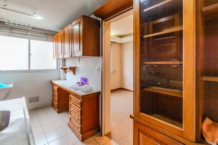 Apartamento para alugar com 65m², 2 quartos e sem vagaCozinha e Área de Serviço