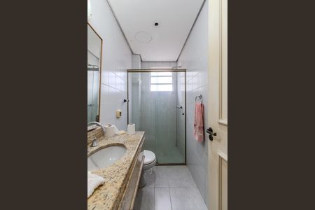 Apartamento para alugar com 65m², 2 quartos e sem vagaBanheiro Social