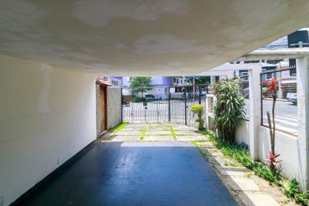 Casa à venda com 298m², 3 quartos e 3 vagas Casa à venda com 298m², 3 quartos e 3 vagasGaragem