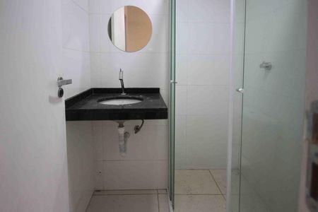 Apartamento para alugar com 34m², 2 quartos e 1 vaga Apartamento para alugar com 34m², 2 quartos e 1 vagaBanheiro