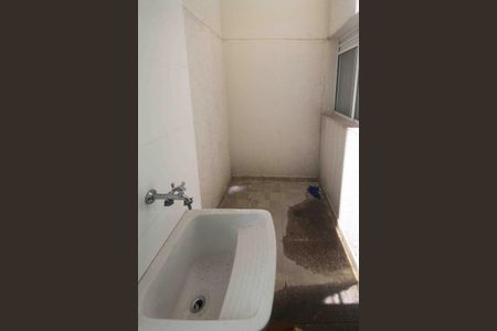 Apartamento para alugar com 34m², 2 quartos e 1 vaga Apartamento para alugar com 34m², 2 quartos e 1 vagaÁrea de Serviço