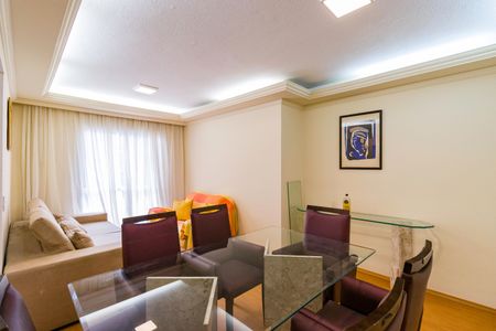 Apartamento para alugar com 98m², 3 quartos e 1 vaga Apartamento para alugar com 98m², 3 quartos e 1 vagaSala