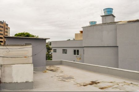 Casa à venda com 115m², 4 quartos e 3 vagas Casa à venda com 115m², 4 quartos e 3 vagasTerraço