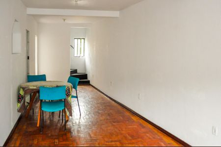 Casa à venda com 115m², 4 quartos e 3 vagas Casa à venda com 115m², 4 quartos e 3 vagasSala 1