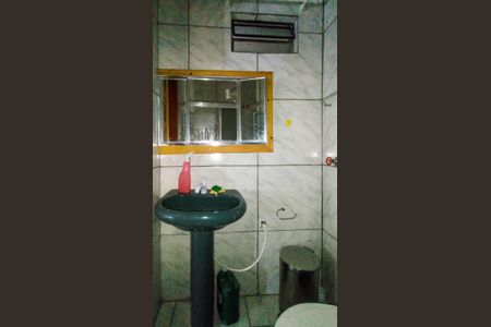 Casa à venda com 115m², 4 quartos e 3 vagas Casa à venda com 115m², 4 quartos e 3 vagasBanheiro Social