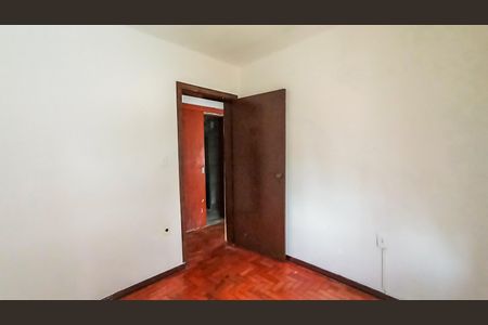 Casa à venda com 115m², 4 quartos e 3 vagas Casa à venda com 115m², 4 quartos e 3 vagasQuarto 2