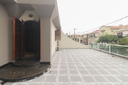 Casa para alugar com 350m², 3 quartos e 4 vagas Casa para alugar com 350m², 3 quartos e 4 vagasSuíte - Varanda