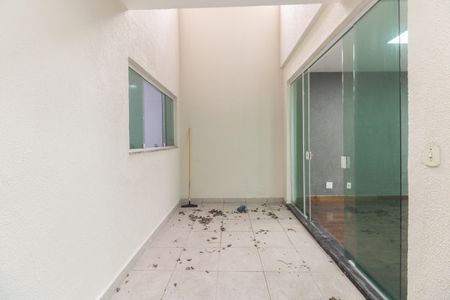 Casa para alugar com 350m², 3 quartos e 4 vagas Casa para alugar com 350m², 3 quartos e 4 vagasQuintal