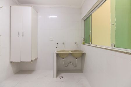 Casa para alugar com 350m², 3 quartos e 4 vagas Casa para alugar com 350m², 3 quartos e 4 vagasÁrea de Serviço