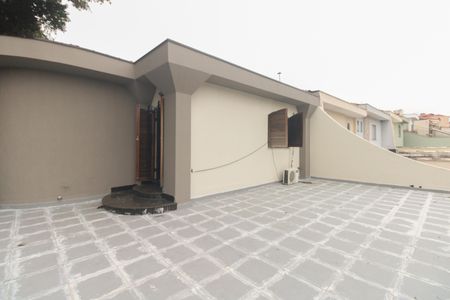 Casa para alugar com 350m², 3 quartos e 4 vagas Casa para alugar com 350m², 3 quartos e 4 vagasSuíte - Varanda