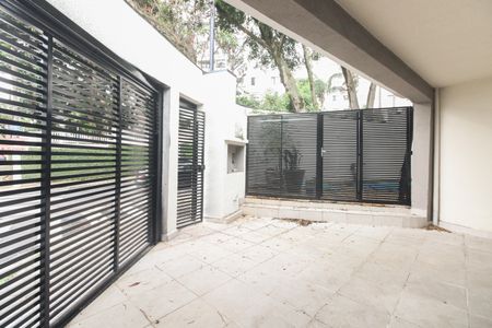 Casa para alugar com 350m², 3 quartos e 4 vagas Casa para alugar com 350m², 3 quartos e 4 vagasGaragem