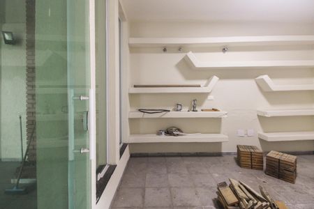 Casa para alugar com 350m², 3 quartos e 4 vagas Casa para alugar com 350m², 3 quartos e 4 vagasQuarto 2 - Varanda