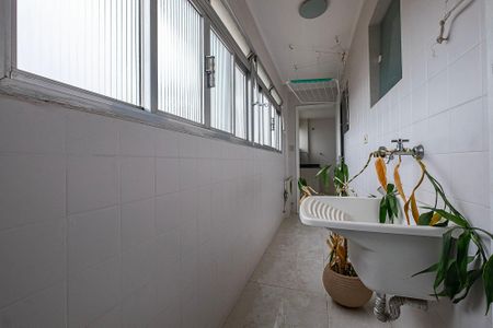 Apartamento à venda com 83m², 2 quartos e 1 vagaÁrea de Serviço