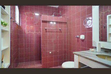 Casa à venda com 546m², 4 quartos e 9 vagas Casa à venda com 546m², 4 quartos e 9 vagasBanheiro corredor superior