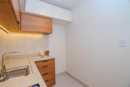 Apartamento à venda com 73m², 2 quartos e sem vagaCozinha e Área de Serviço