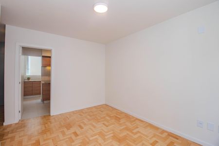 Sala de apartamento à venda com 2 quartos, 73m² em Independência, Porto Alegre