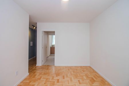 Sala de apartamento à venda com 2 quartos, 73m² em Independência, Porto Alegre