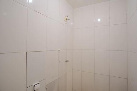 Banheiro de casa para alugar com 1 quarto, 60m² em Penha de França, São Paulo