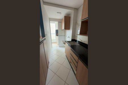 Cozinha de apartamento para alugar com 2 quartos, 75m² em Jardim Marilu, Cotia