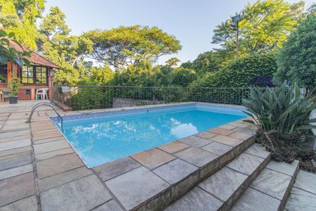 Casa à venda com 400m², 4 quartos e 4 vagasPiscina