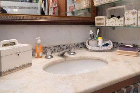 Casa à venda com 400m², 4 quartos e 4 vagasBanheiro do Quarto 3