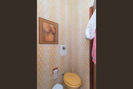 Casa à venda com 400m², 4 quartos e 4 vagasBanheiro Social