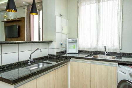 Apartamento para alugar com 48m², 2 quartos e 1 vaga Apartamento para alugar com 48m², 2 quartos e 1 vagaCozinha e Área de Serviço