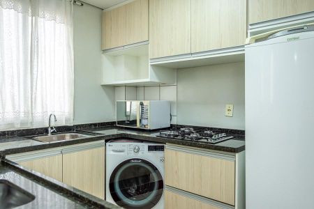Apartamento para alugar com 48m², 2 quartos e 1 vaga Apartamento para alugar com 48m², 2 quartos e 1 vagaCozinha e Área de Serviço