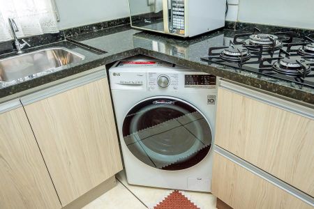 Apartamento para alugar com 48m², 2 quartos e 1 vaga Apartamento para alugar com 48m², 2 quartos e 1 vagaCozinha e Área de Serviço