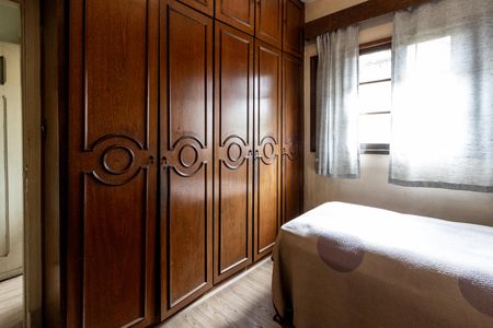 Casa para alugar com 180m², 3 quartos e 2 vagas Casa para alugar com 180m², 3 quartos e 2 vagasQuarto 1