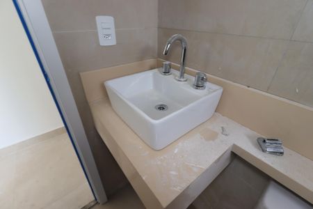 Apartamento à venda com 90m², 2 quartos e 2 vagasBanheiro Social - Pia