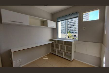 Quarto 1 de apartamento à venda com 3 quartos, 75m² em Vicente de Carvalho, Rio de Janeiro