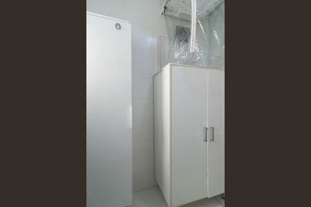 Apartamento à venda com 74m², 2 quartos e 2 vagasÁrea de Serviço