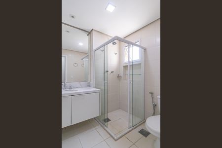 Apartamento à venda com 74m², 2 quartos e 2 vagasBanheiro da Suíte