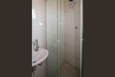 Apartamento para alugar com 34m², 2 quartos e sem vaga Apartamento para alugar com 34m², 2 quartos e sem vagaBanheiro