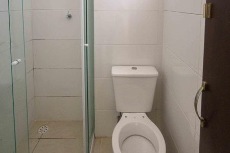 Apartamento para alugar com 34m², 2 quartos e sem vaga Apartamento para alugar com 34m², 2 quartos e sem vagaBanheiro