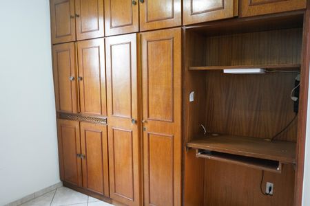 Apartamento para alugar com 57m², 2 quartos e 1 vagaQuarto 2