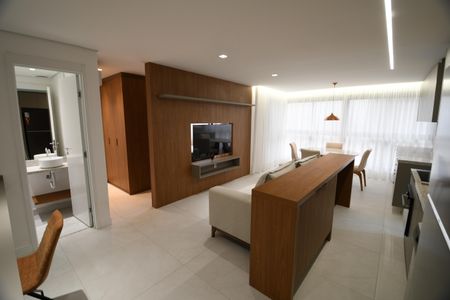 Sala de apartamento à venda com 1 quarto, 55m² em Nova Campinas, Campinas