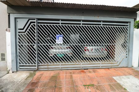 Casa à venda com 180m², 5 quartos e 2 vagasFachada