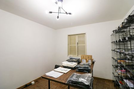 Casa à venda com 180m², 5 quartos e 2 vagasEdícula