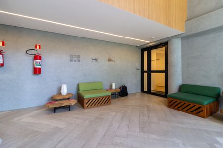 Apartamento para alugar com 34m², 1 quarto e 1 vaga Apartamento para alugar com 34m², 1 quarto e 1 vagaÁrea comum - Hall Social