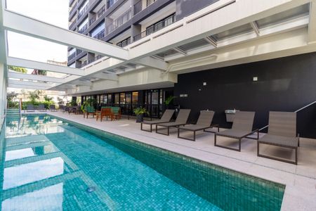 Apartamento para alugar com 34m², 1 quarto e 1 vaga Apartamento para alugar com 34m², 1 quarto e 1 vagaÁrea comum - Piscina