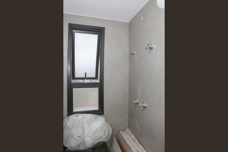 Apartamento à venda com 55m², 1 quarto e 2 vagasBanheiro da Suíte