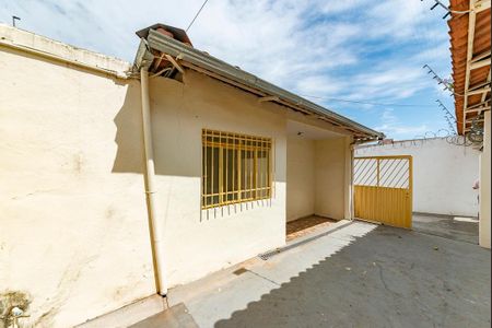Casa para alugar com 360m², 2 quartos e 1 vagaQuintal