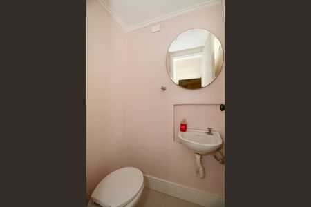 Apartamento à venda com 102m², 3 quartos e 2 vagas Apartamento à venda com 102m², 3 quartos e 2 vagasBanheiro de Serviço