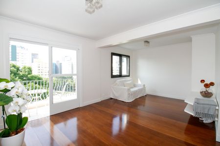 Apartamento à venda com 102m², 3 quartos e 2 vagas Apartamento à venda com 102m², 3 quartos e 2 vagasSala de Estar