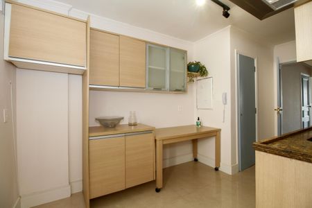 Apartamento à venda com 102m², 3 quartos e 2 vagas Apartamento à venda com 102m², 3 quartos e 2 vagasCozinha