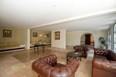 Apartamento à venda com 102m², 3 quartos e 2 vagas Apartamento à venda com 102m², 3 quartos e 2 vagasHall Social